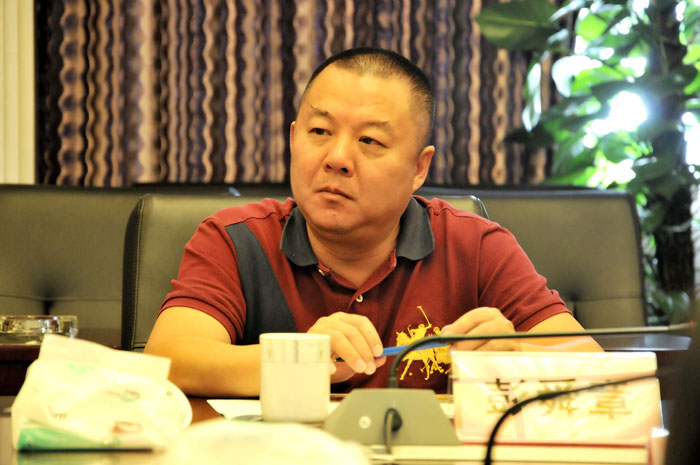 �σ��}�������O�c��� ���������}����������